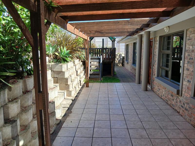 3 Bedroom Property for Sale in Reebok Western Cape